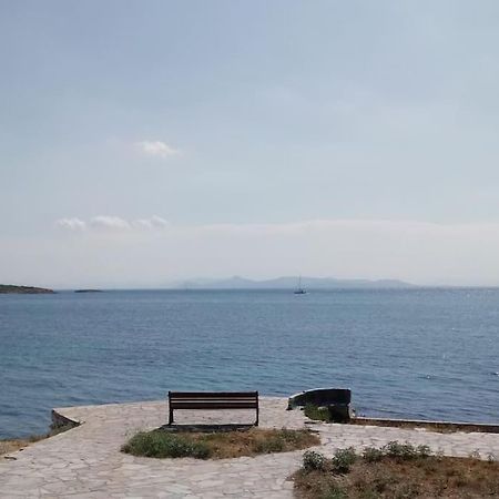 Lovely 1-Bedroom 2 Minutes From Beach Atena Exterior foto