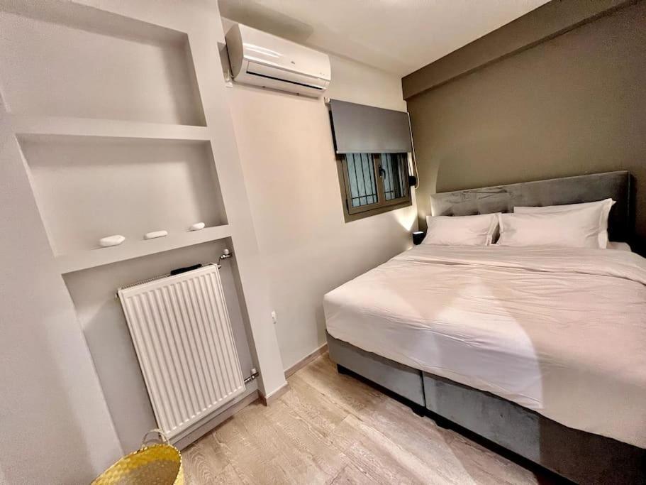 Lovely 1-Bedroom 2 Minutes From Beach Atena Exterior foto
