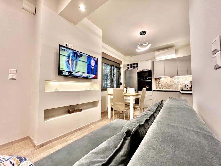 Lovely 1-Bedroom 2 Minutes From Beach Atena Exterior foto